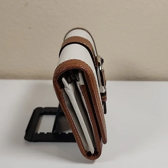 Vintage Coach Soho Wallet - Picture 8 of 16